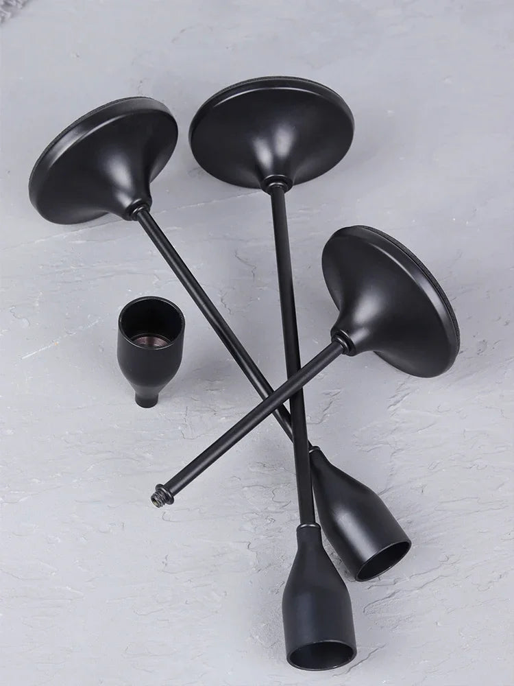 Set of 3 European Style Metal Candle Holders Candlestick Fashion Wedding Table Candle Stand Exquisite Candlestick Christmas Tabl